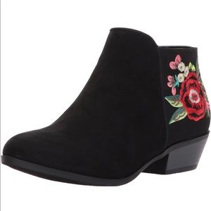 Sam Edelman Girls Embroidered Boots